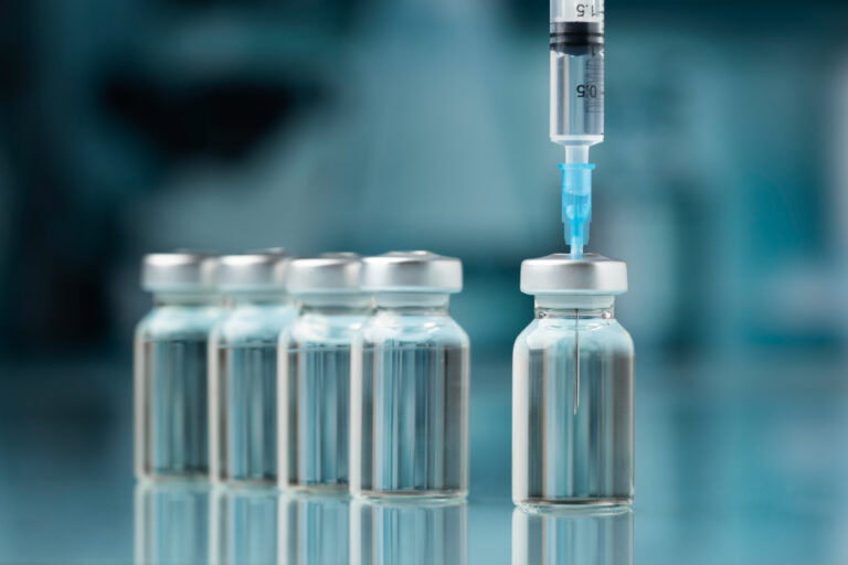 Vacunas biológicas y almacenamiento en nitrógeno líquido